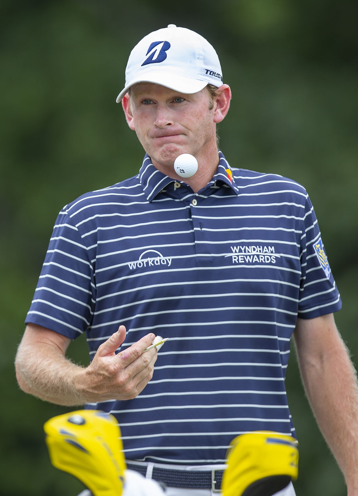 20180819g_spt_wyndham final round_snedeker toss